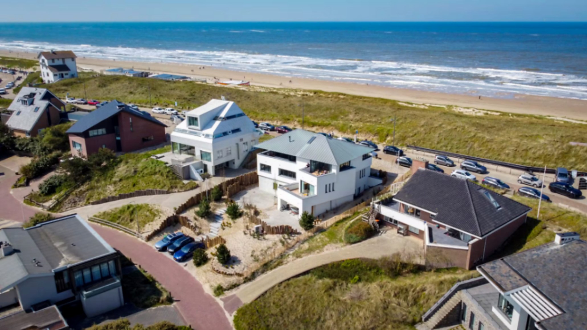 Luxe villa aan zee in Bergen aan Zee met uitzicht op strand en duinen